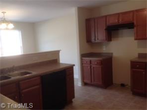 102 Kutter Dr, Elon, NC 27244 photo 4
