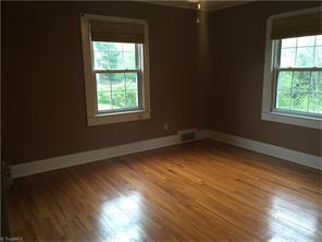 305 E Main St, Pilot Mountain, NC 27041 photo 17
