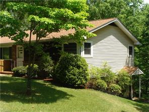265 Harris Ave, Elkin, NC 28621 photo 6