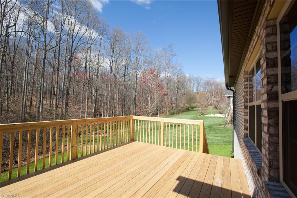 105 Augusta Ct, Advance, NC 27006 photo 15