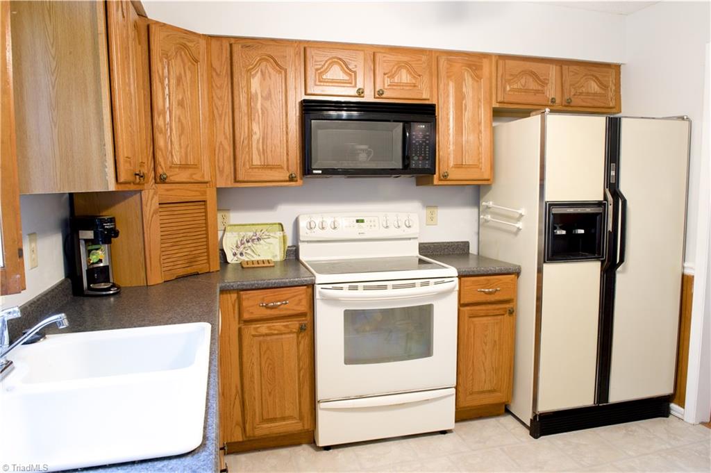 7517 Everson Rd, Summerfield, NC 27358 photo 6