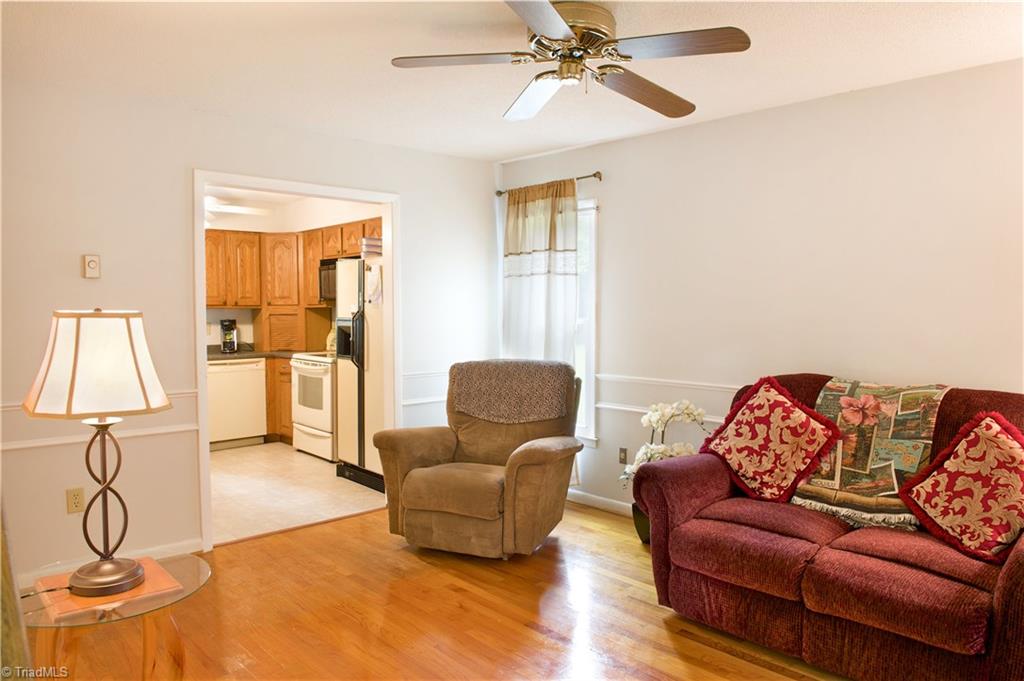 7517 Everson Rd, Summerfield, NC 27358 photo 3