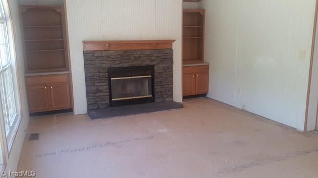 3327 Old Tree Rd, Denton, NC 27239 photo 2