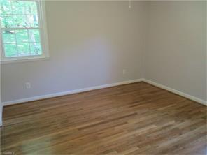 526 Hampton Dr, King, NC 27021 photo 13