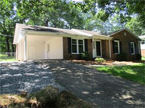 526 Hampton Dr, King, NC 27021 photo 1