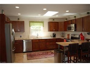 3511 Rolling Rd, High Point, NC 27265 photo 2