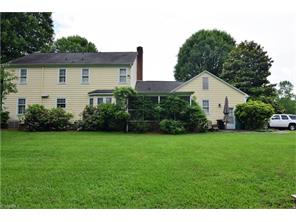 923 Dodson Mill Rd, Pilot Mountain, NC 27041 photo 2