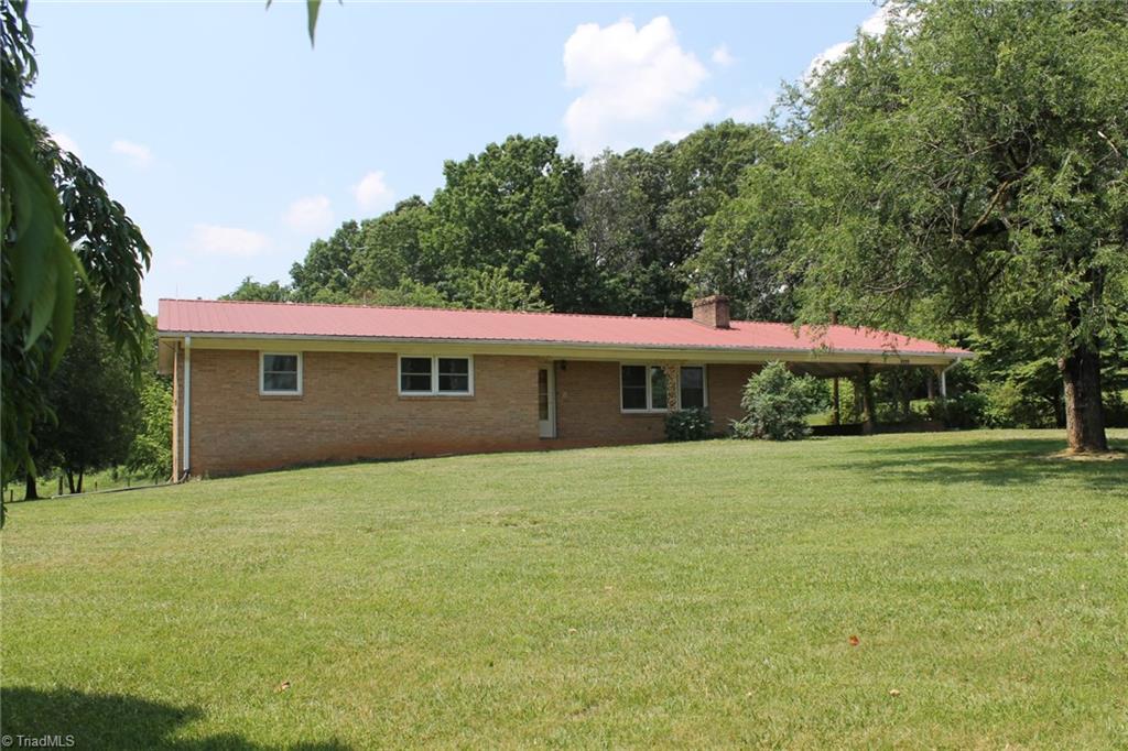 1039 Powell Bridge Rd, Harmony, NC 28634 photo 10