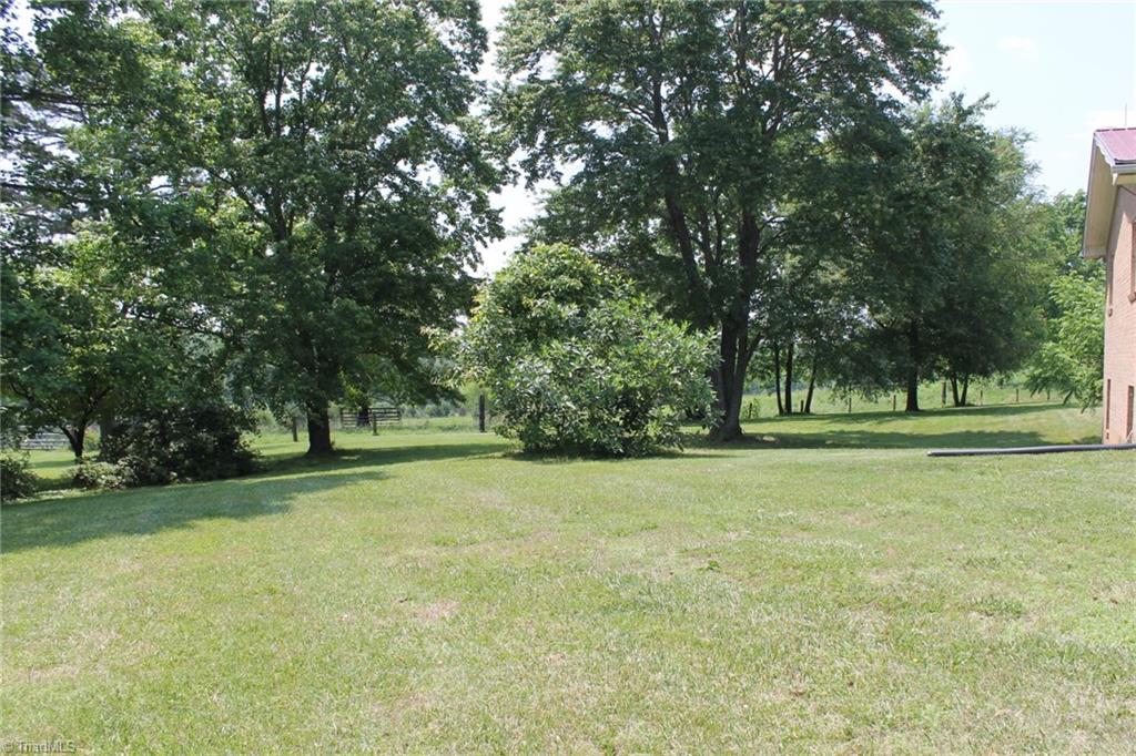 1039 Powell Bridge Rd, Harmony, NC 28634 photo 12