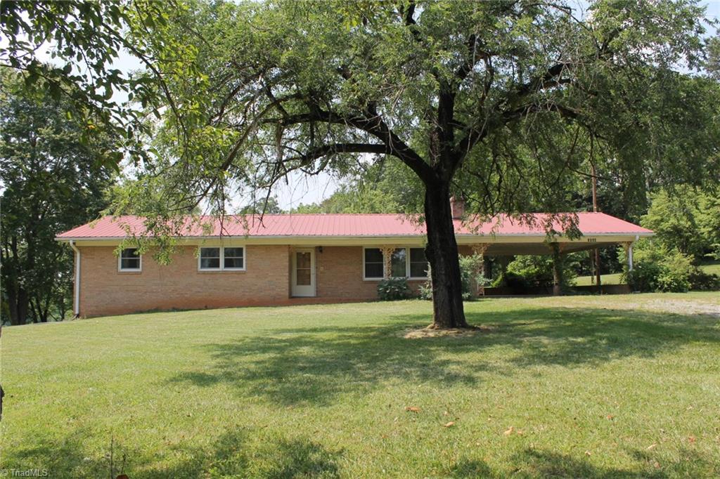 1039 Powell Bridge Rd, Harmony, NC 28634 photo 3
