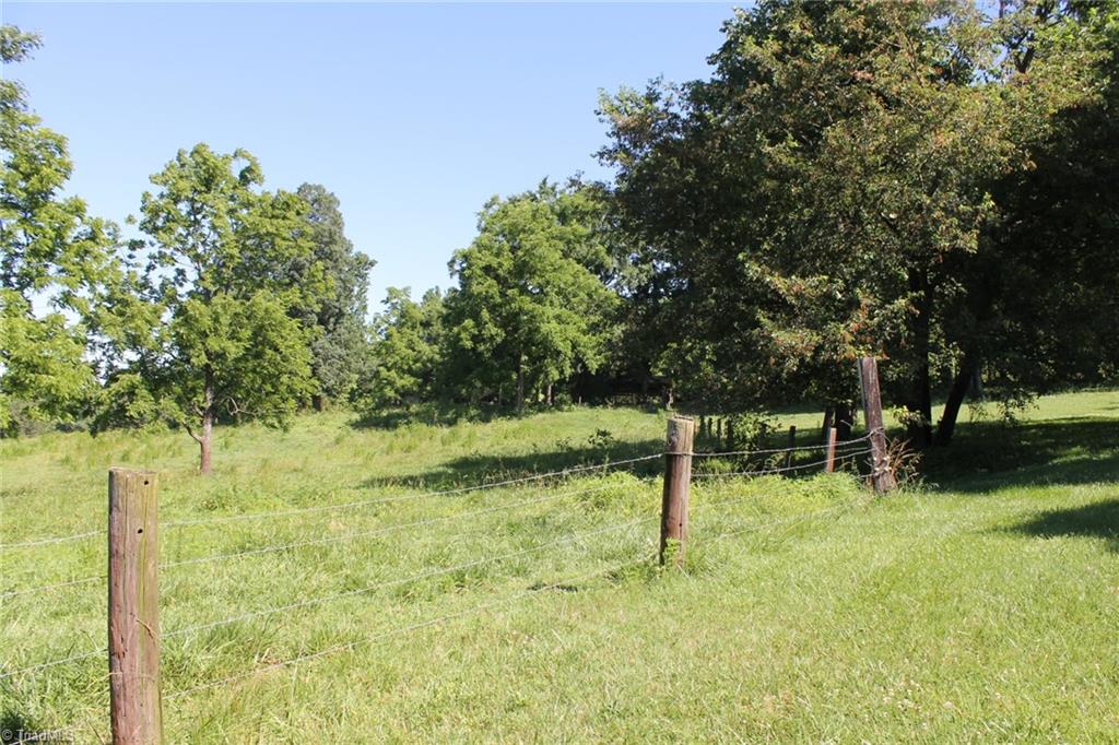 1039 Powell Bridge Rd, Harmony, NC 28634 photo 8