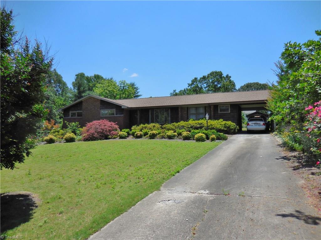 4816 Macon Dr, Archdale, NC 27263 photo 2