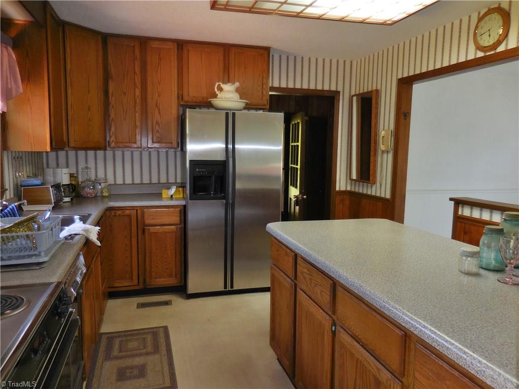 4816 Macon Dr, Archdale, NC 27263 photo 8