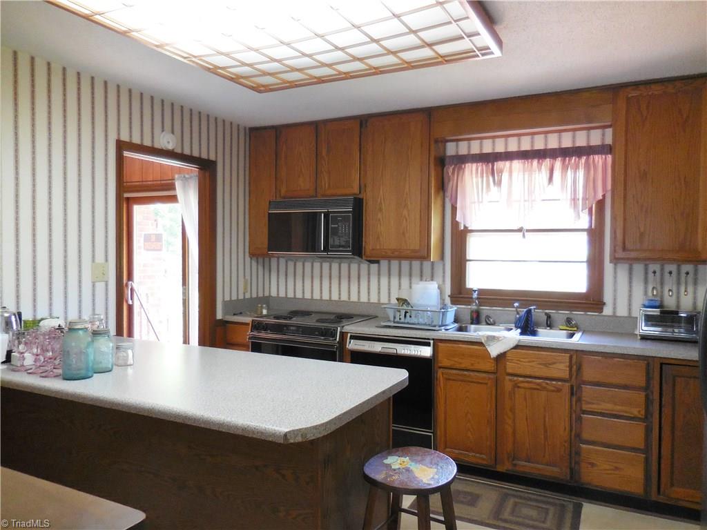 4816 Macon Dr, Archdale, NC 27263 photo 6