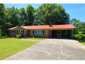 5605 Merle Dr, Trinity, NC 27370 photo 11