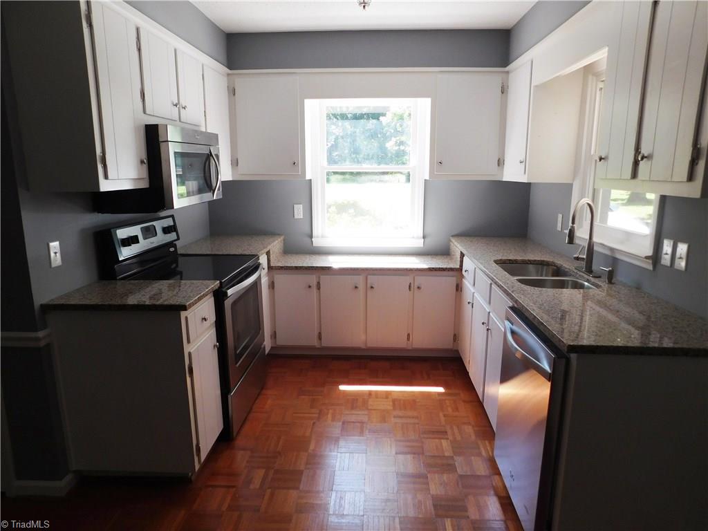 3934 Red Fox Rd, Trinity, NC 27370 photo 2