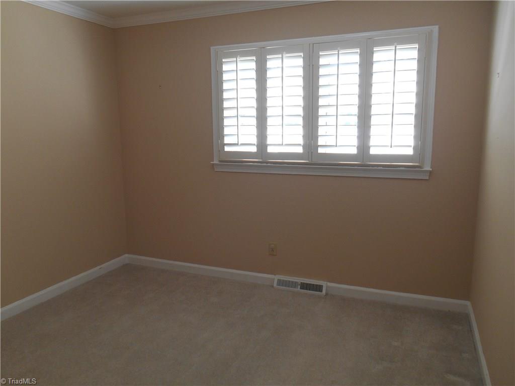 504 Eldora Rd, Ararat, NC 27007 photo 11