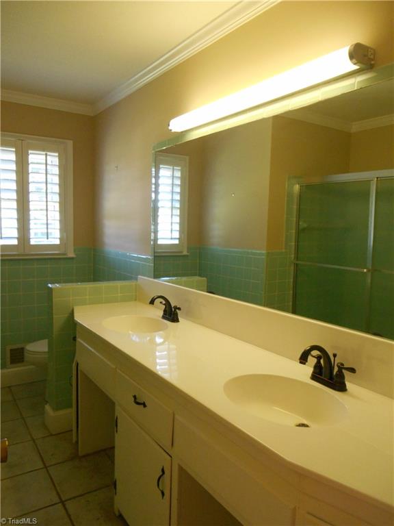 504 Eldora Rd, Ararat, NC 27007 photo 7