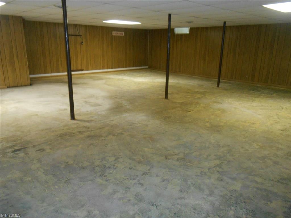 504 Eldora Rd, Ararat, NC 27007 photo 12