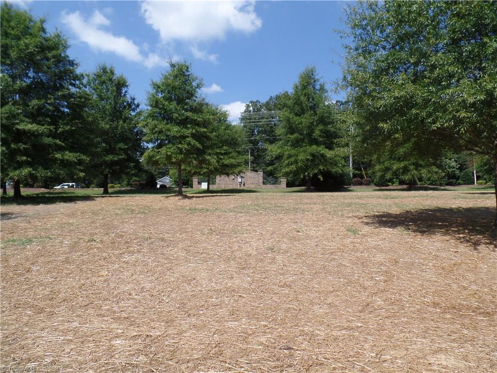 109 Solitaire Dr, Trinity, NC 27370 photo 28