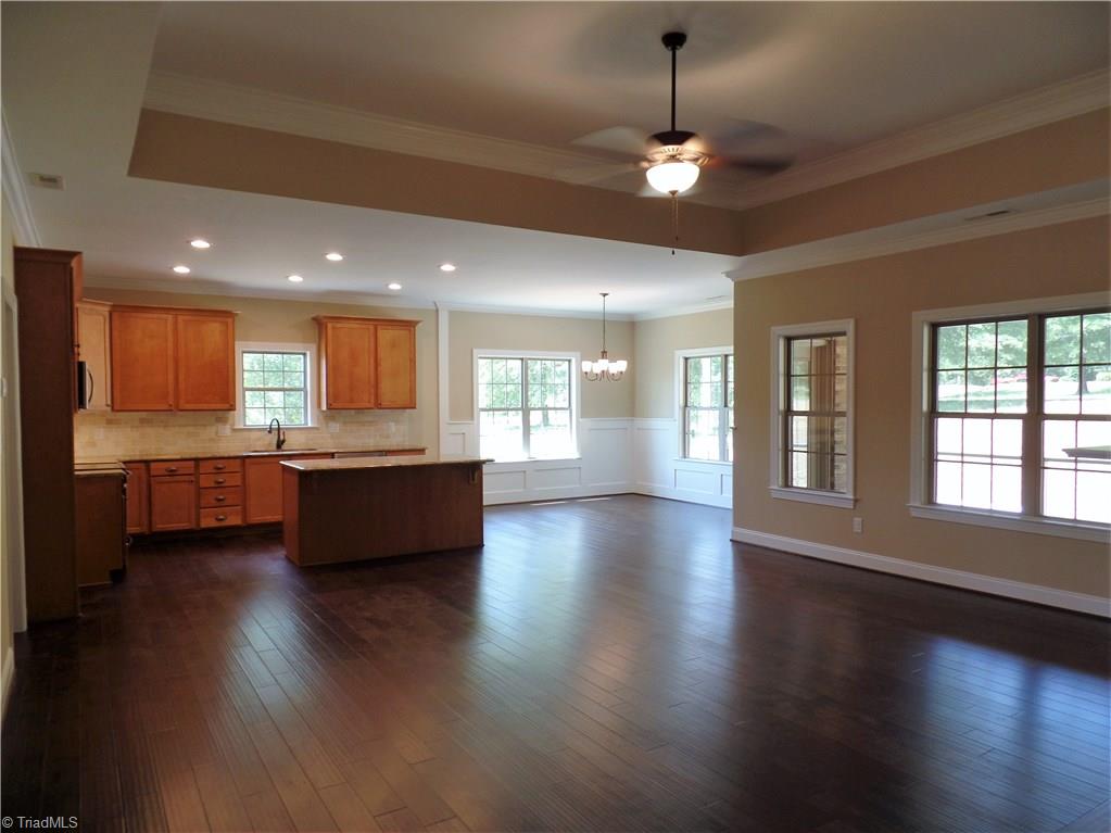 109 Solitaire Dr, Trinity, NC 27370 photo 5