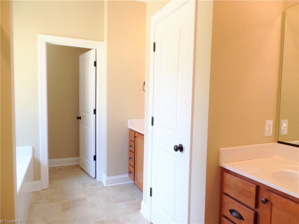 109 Solitaire Dr, Trinity, NC 27370 photo 16