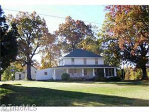 112 Lane Dr, Trinity, NC 27370 photo 1
