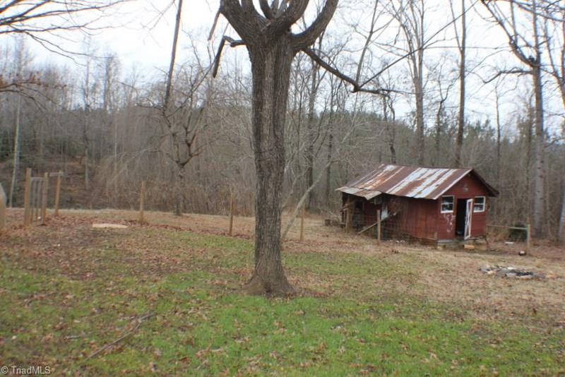 5453 Haystack Rd, Dobson, NC 27017 photo 16
