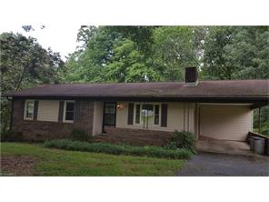 203 Mountainview Ct, King, NC 27021 photo 3