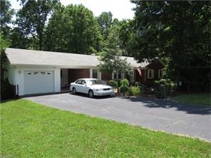 229 Pleasantview Dr, King, NC 27021 photo 4