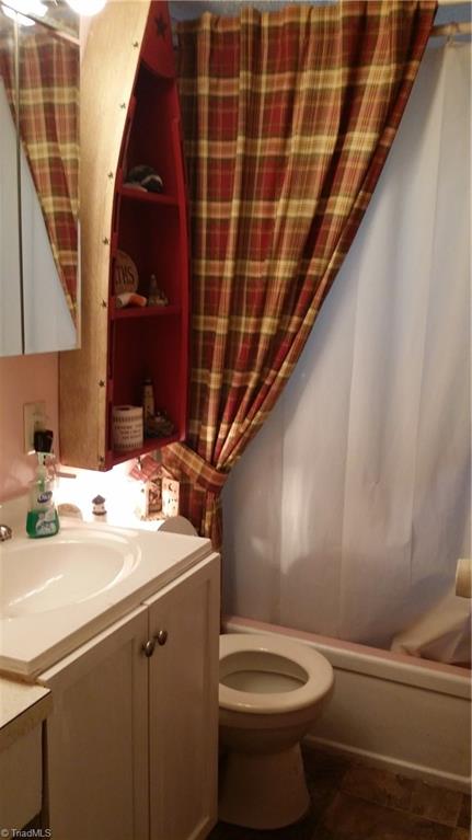 3349 Old 52 Rd, Pinnacle, NC 27043 photo 12