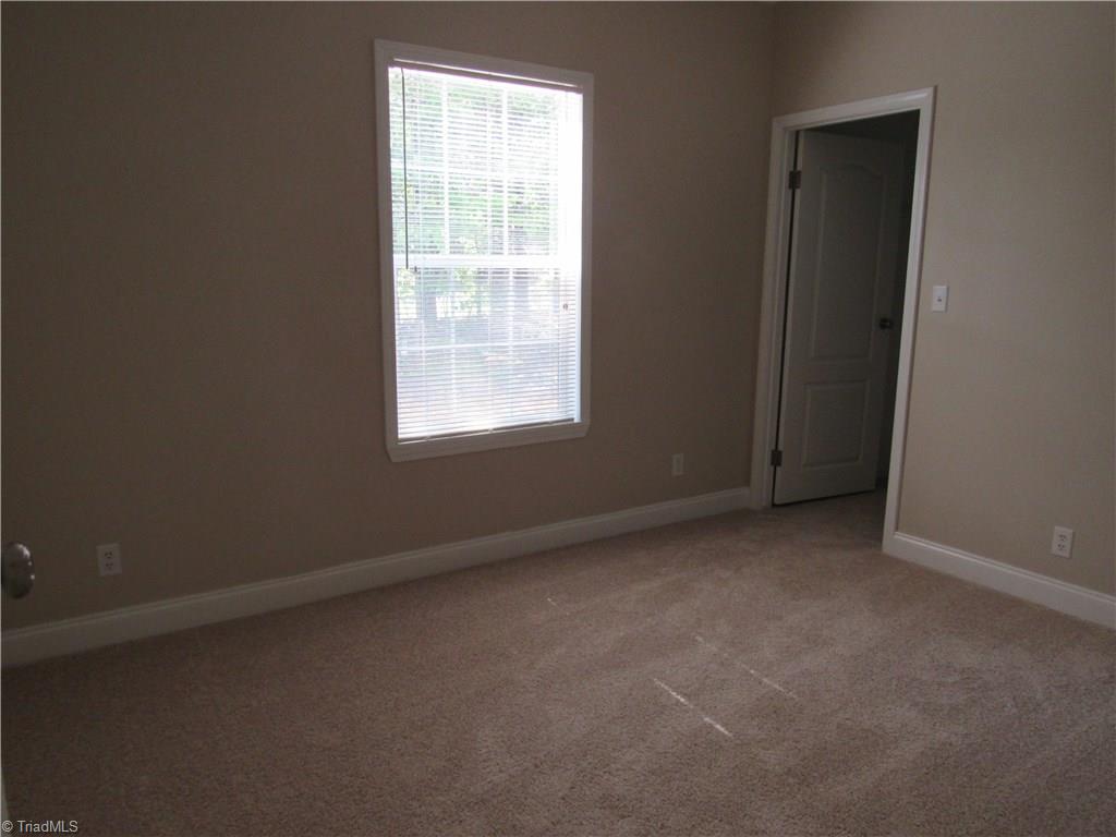 1015 Gordon Rd, Pinnacle, NC 27043 photo 25