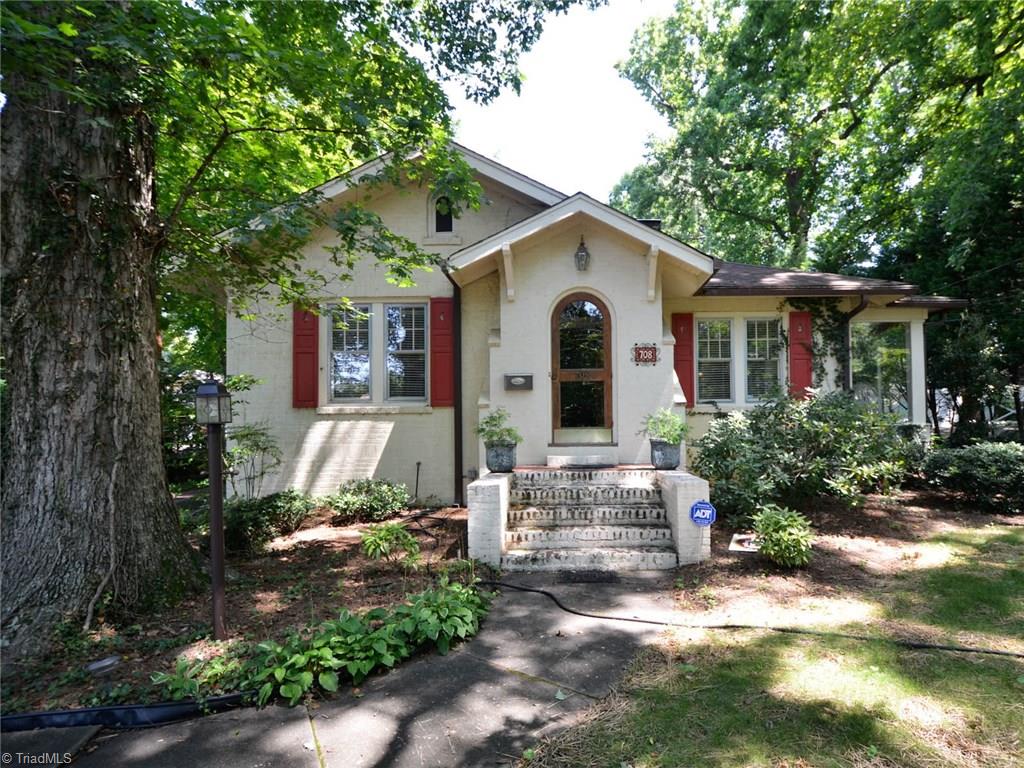 708 Sunset Dr, High Point, NC 27262 photo 1