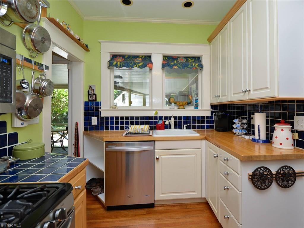 708 Sunset Dr, High Point, NC 27262 photo 11