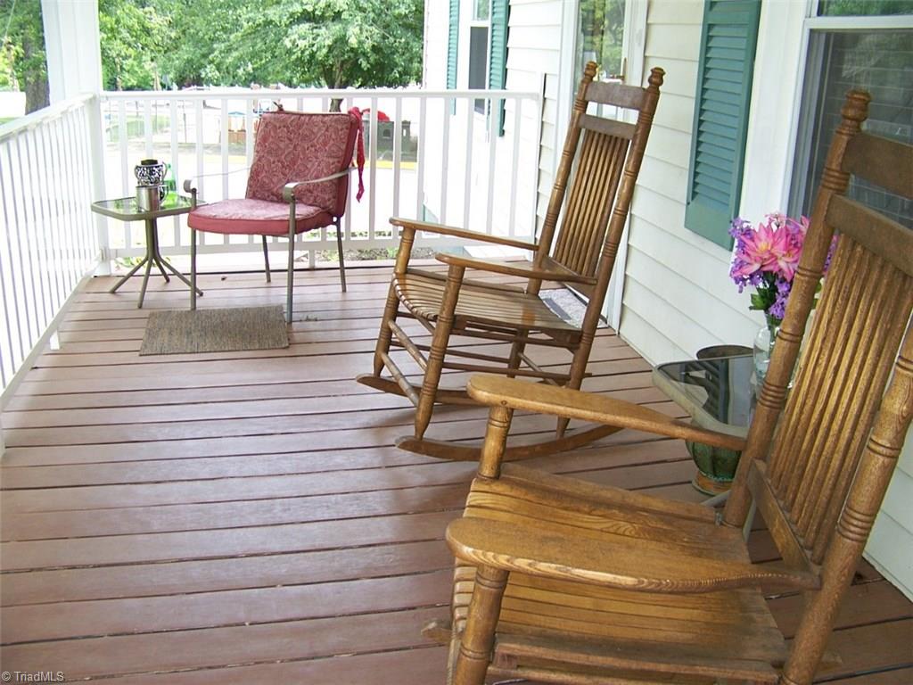 1010 Spring St, Mount Airy, NC 27030 photo 12