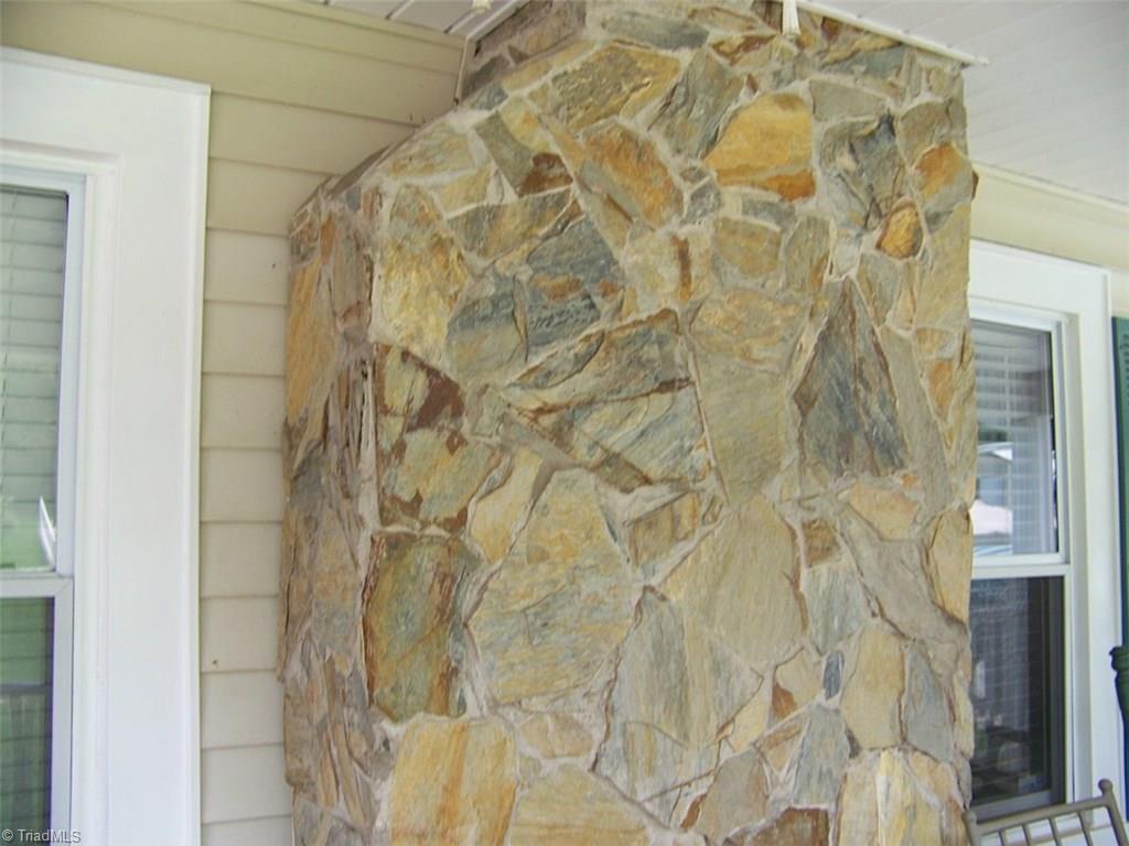 1010 Spring St, Mount Airy, NC 27030 photo 10