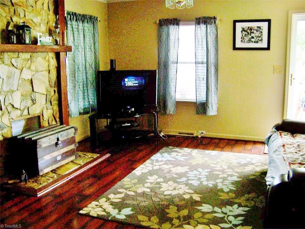 1010 Spring St, Mount Airy, NC 27030 photo 13