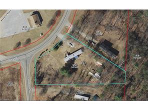 4917 Haystack Rd, Dobson, NC 27017 photo 2