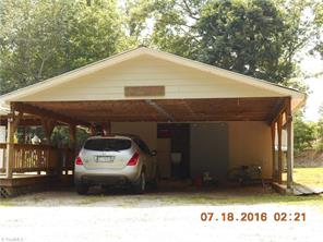 301 Keever Dr, Denton, NC 27239 photo 2