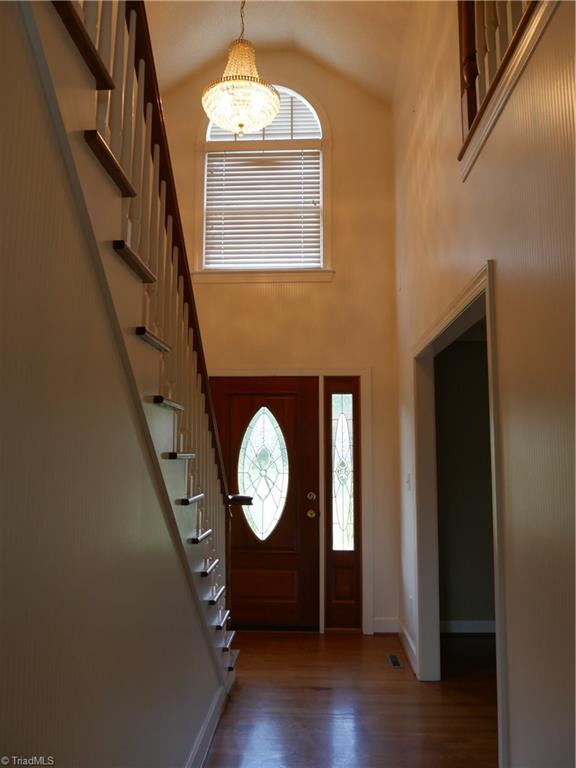 275 Parkview Cir, Pinnacle, NC 27043 photo 3