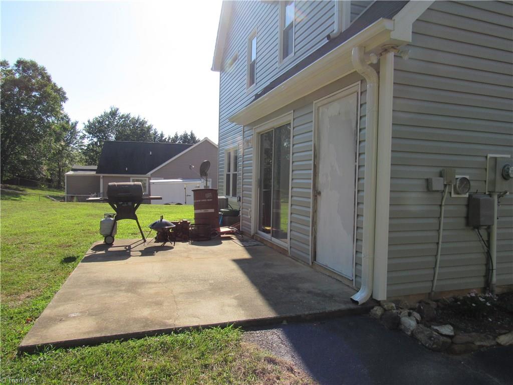 231 Winfield Dr, King, NC 27021 photo 11