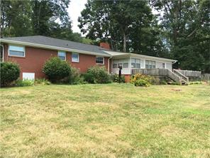 119 Forest Park Dr, Denton, NC 27239 photo 2