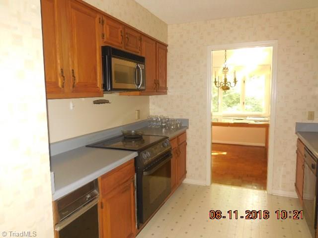 142 Old Mill Rd #A, High Point, NC 27265 photo 3