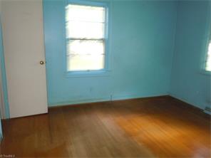 403 Mint Ave, High Point, NC 27262 photo 3