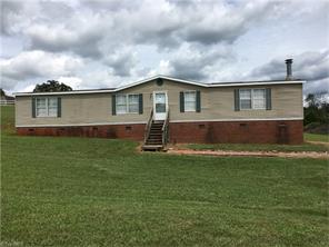 6566 Eagle Landing Dr, Trinity, NC 27370 photo 1
