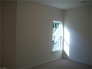 740 Forester Ct, High Point, NC 27265 photo 3