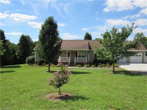 1656 Denny Rd, King, NC 27021 photo 4