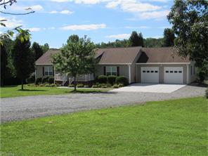 1656 Denny Rd, King, NC 27021 photo 2