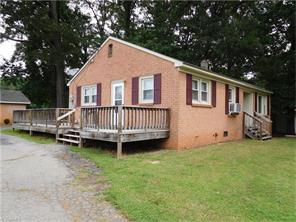 151 Proctor Dr, High Point, NC 27265 photo 2