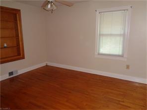 115 Texas St, Elkin, NC 28621 photo 13
